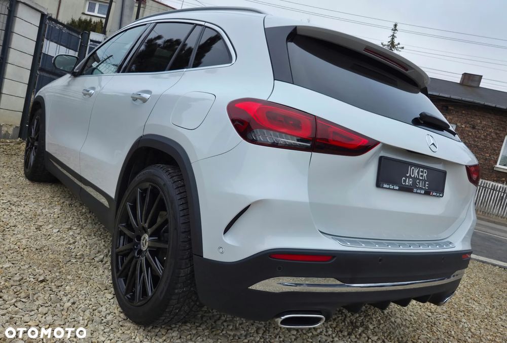 Mercedes-Benz GLA 200 7G-DCT AMG Line - 11