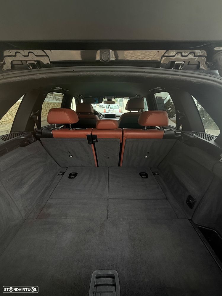 BMW X5 25 d sDrive Comfort 7L - 7