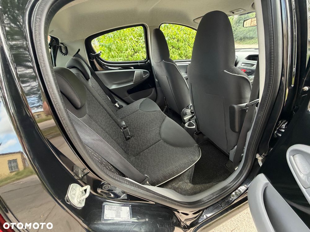 Peugeot 107 70 Black&Silver - 19