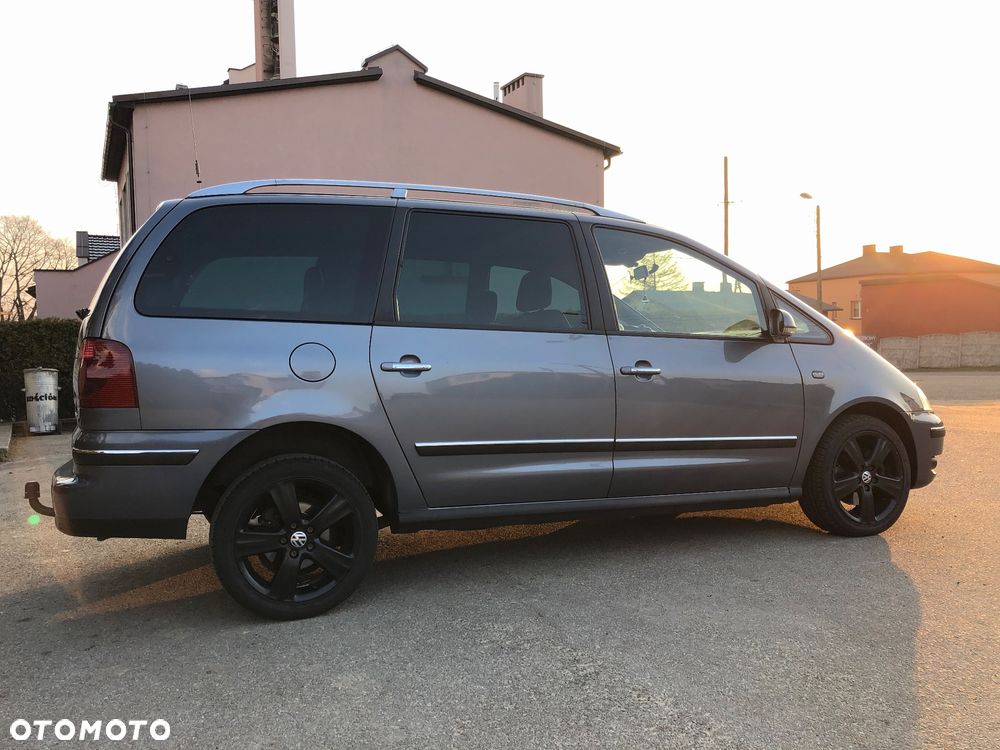 Volkswagen Sharan 2.0 TDI DPF Exclusive Edition - 3