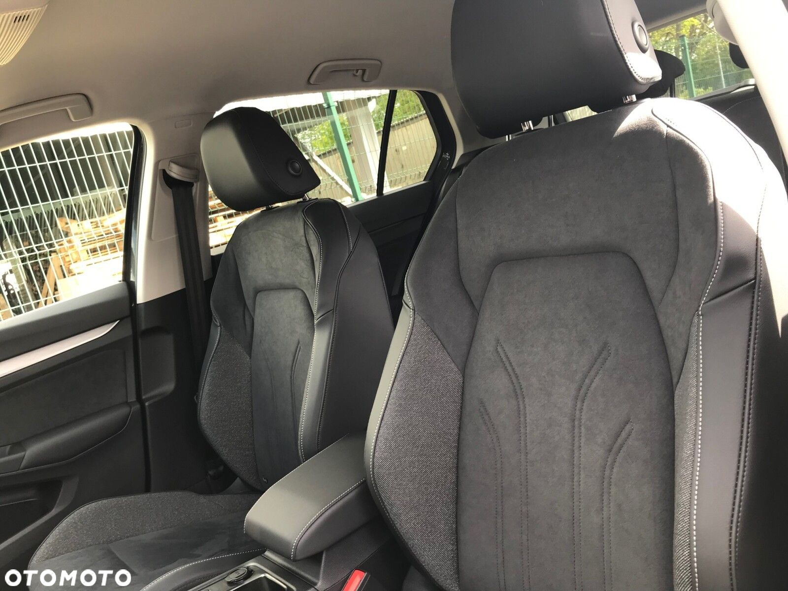 Volkswagen Golf - 11