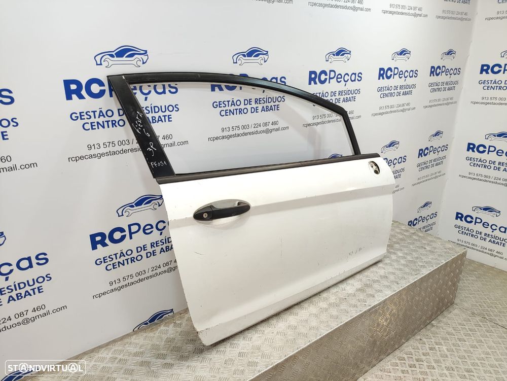 Porta Frente Direita Ford Fiesta MK6 3 Portas - 4