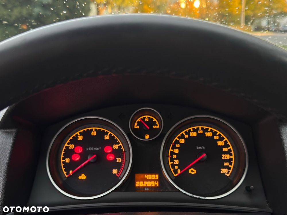 Opel Astra 1.6 Cosmo - 9