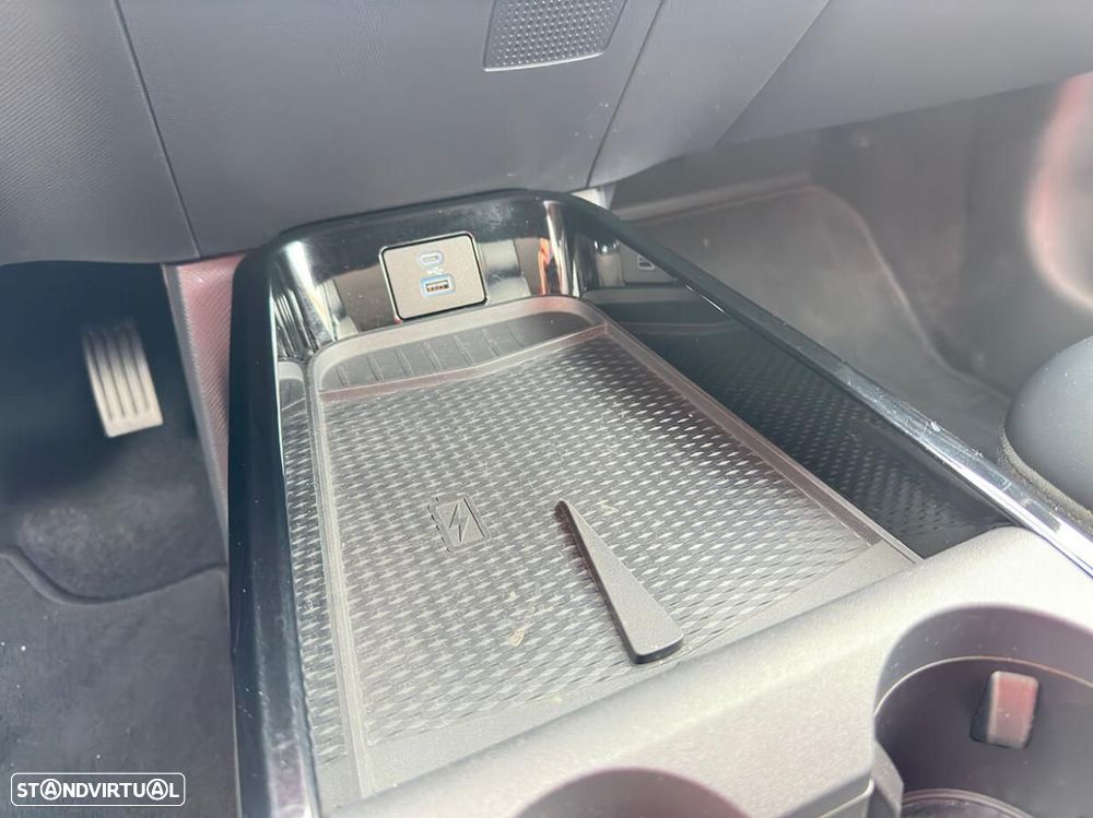 Ford Mustang Mach-E Standard - 47