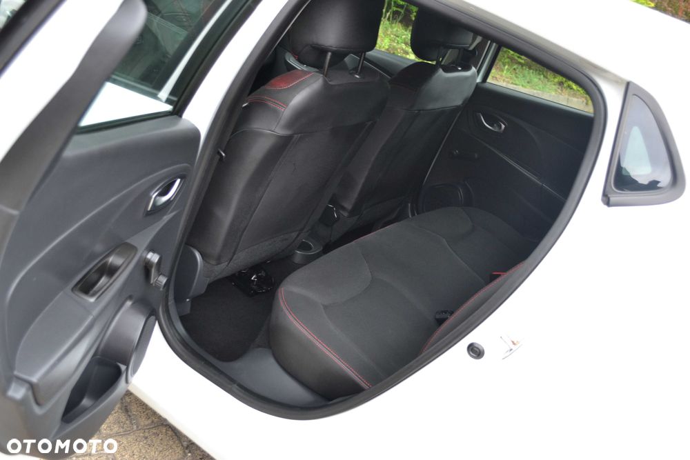 Renault Clio - 6