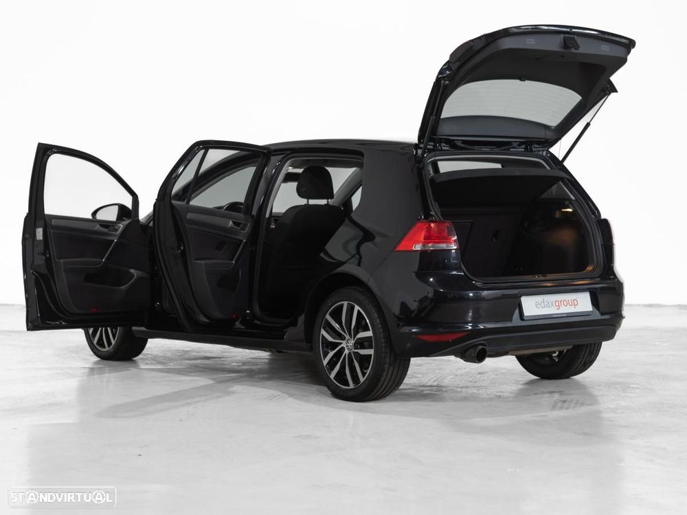VW Golf - 5