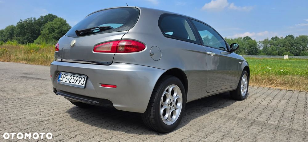 Alfa Romeo 147 1.6 Twin Spark Impression - 11