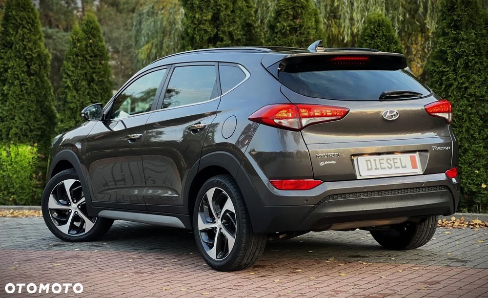 Hyundai Tucson 1.7 CRDI BlueDrive TourdePologne 2WD - 3
