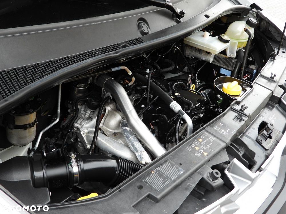 Renault MASTER SKRZYNIA TEMPOMAT NAWIGACJA BLIŹNIACZE KOŁA KLIMATYZACJA  130KM - 23