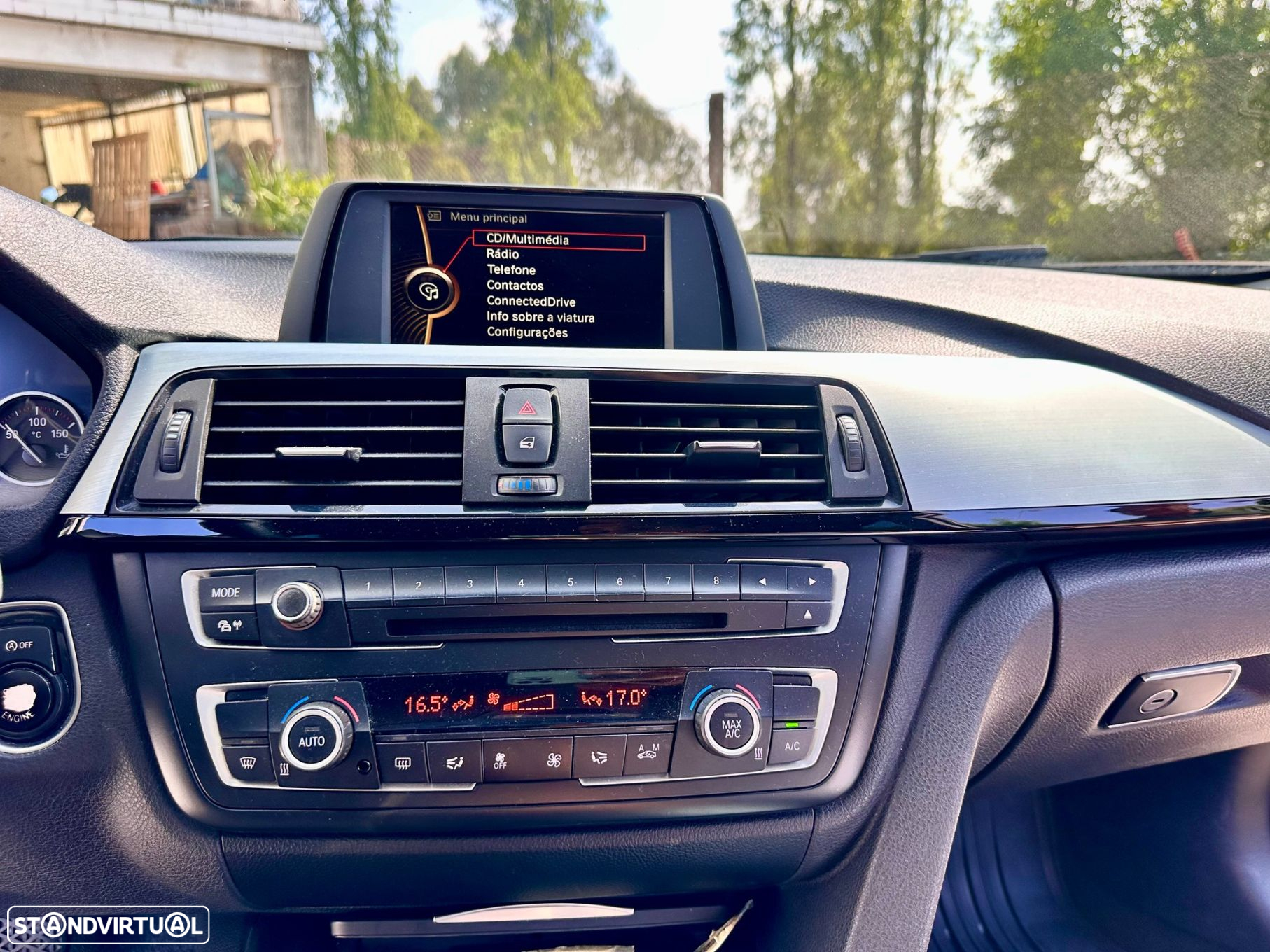 BMW 318 d Touring Line Sport - 35