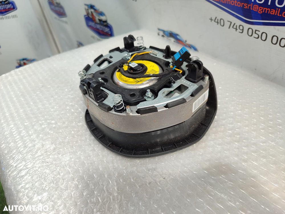 AIRBAG VOLAN BMW SERIA 5 (F10 / F11) 2010–2017 / COD OEM 33678382901 (5E2) - 5