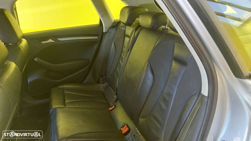 Audi A3 1.6 TDI Advance Ultra - 20