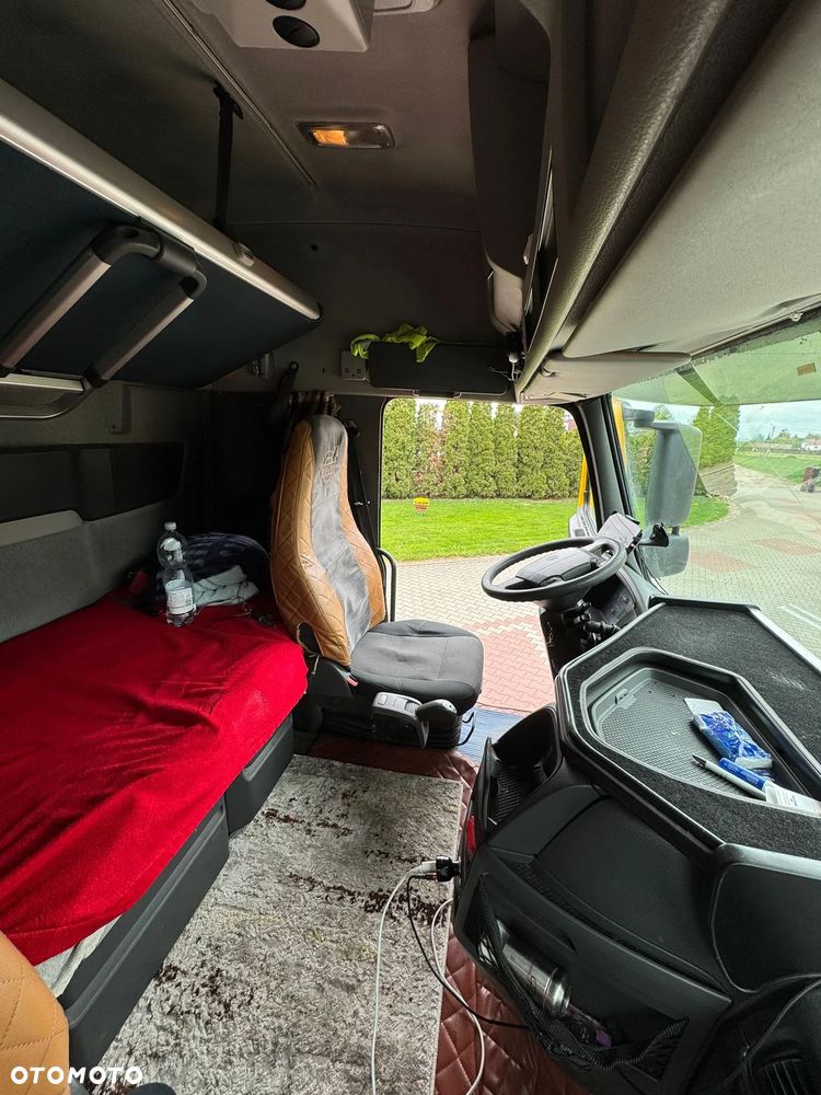Volvo FH 13 - 12