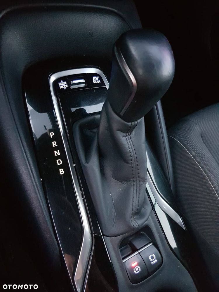 Toyota Corolla - 12
