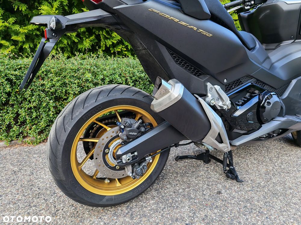 Honda NSS - 5
