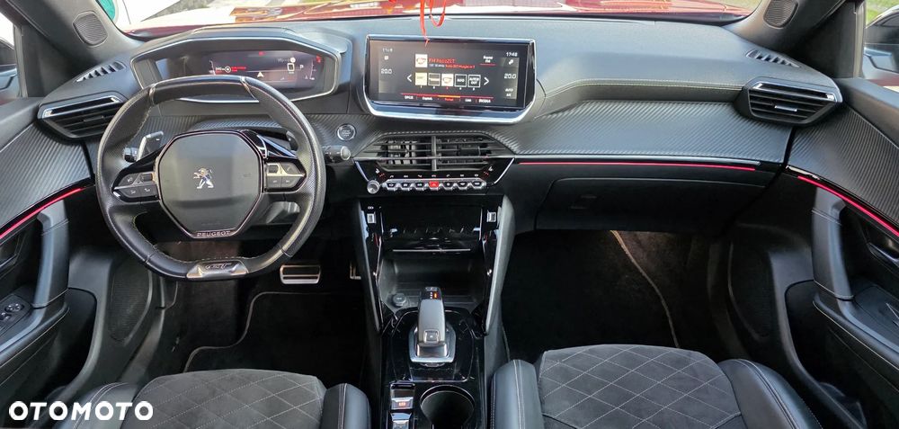 Peugeot 2008 BlueHDi 130 EAT8 GT - 25