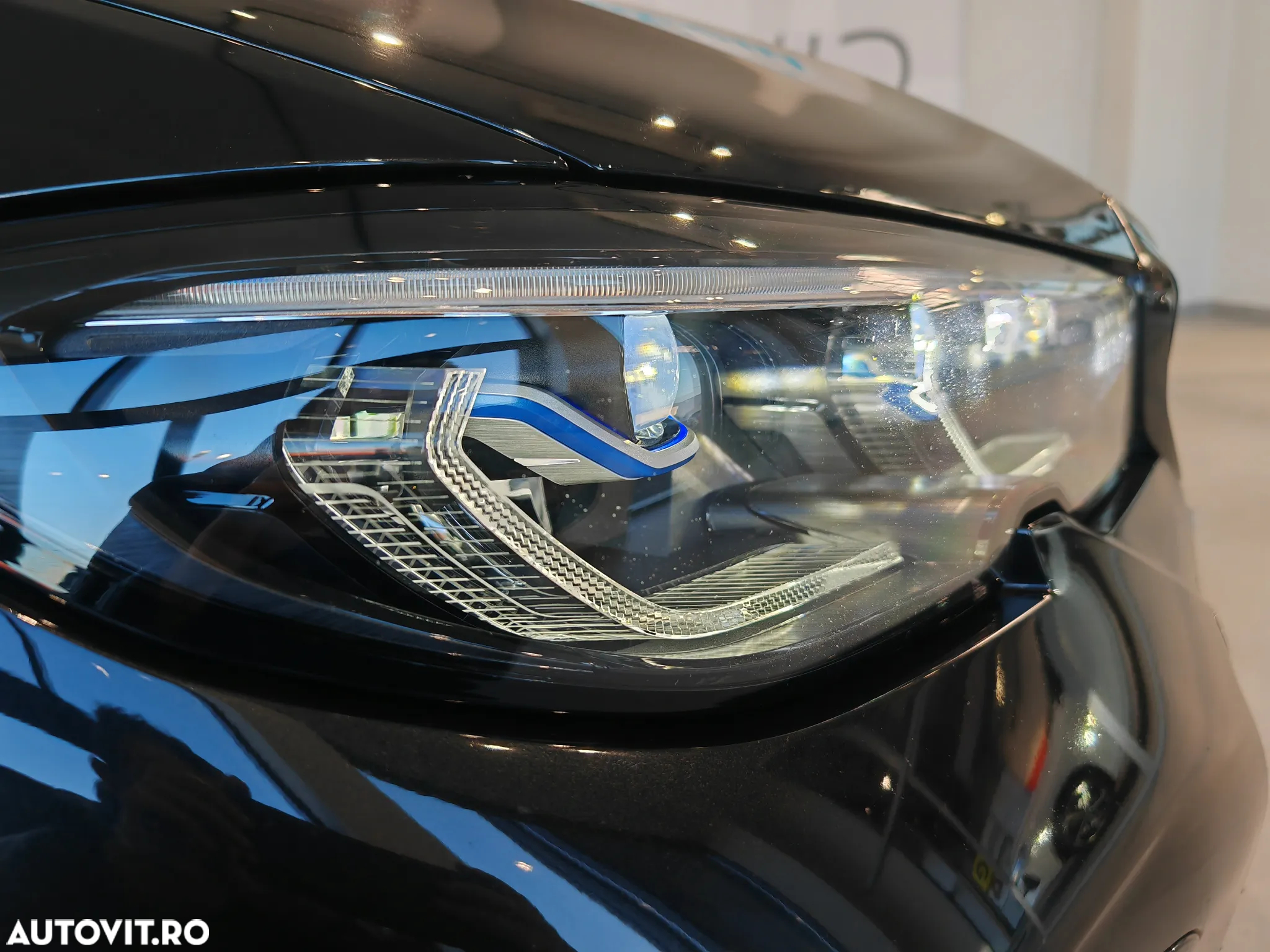 BMW Seria 3 320i Aut. M Sport - 7