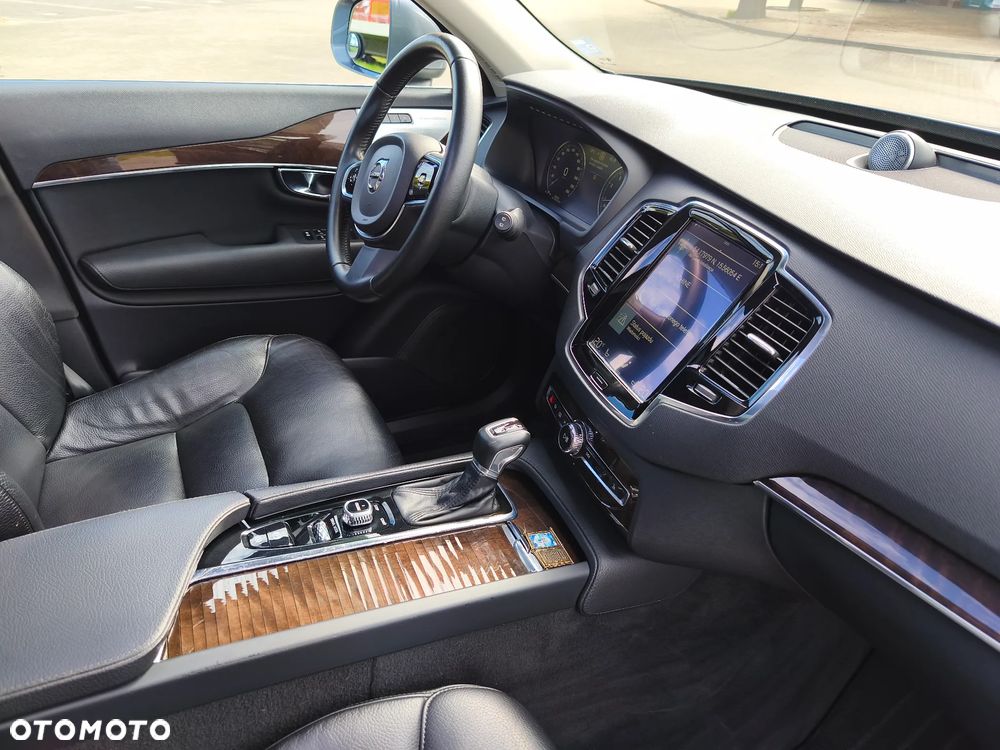 Volvo XC 90 T6 AWD Momentum 7os - 20