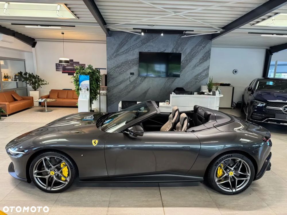 Ferrari Roma Spider - 3