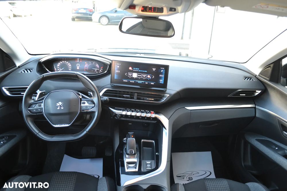 Peugeot 3008 1.5 BlueHDI 130 EAT8 Active Pack - 29