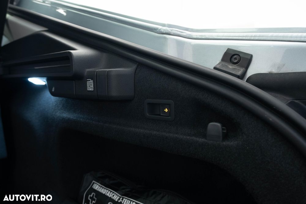 Skoda Superb 2.0 TDI DSG 4X4 L&K - 41