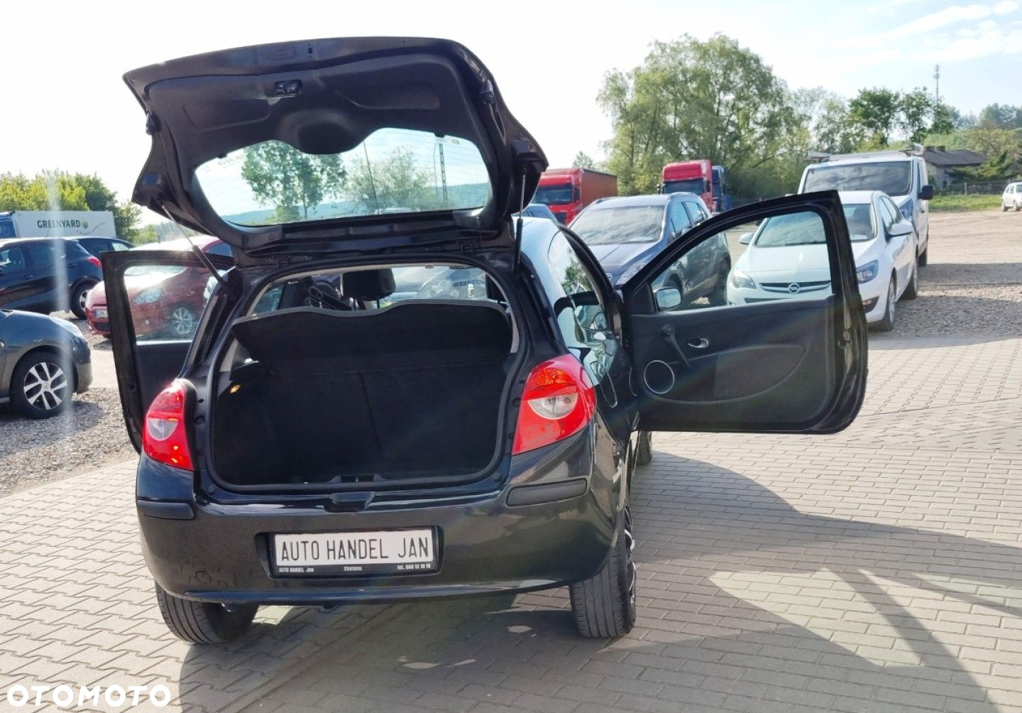 Renault Clio - 28