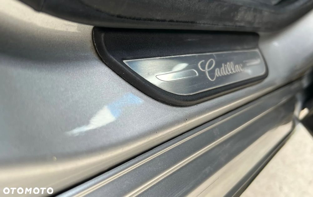 Cadillac STS - 14