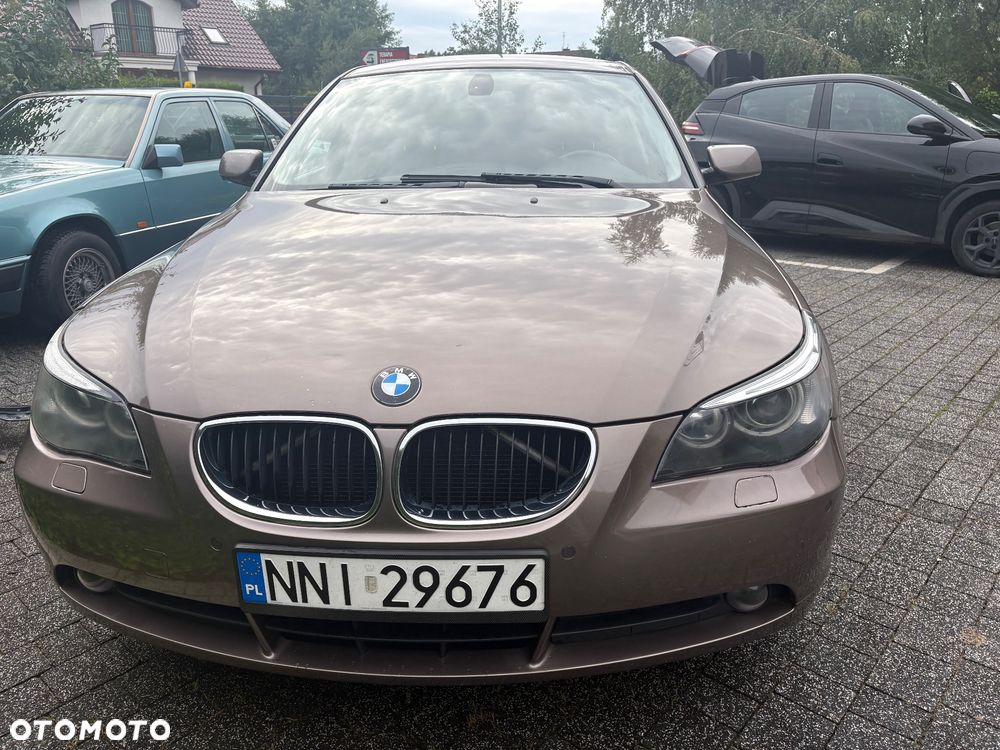 BMW Seria 5 523i - 9