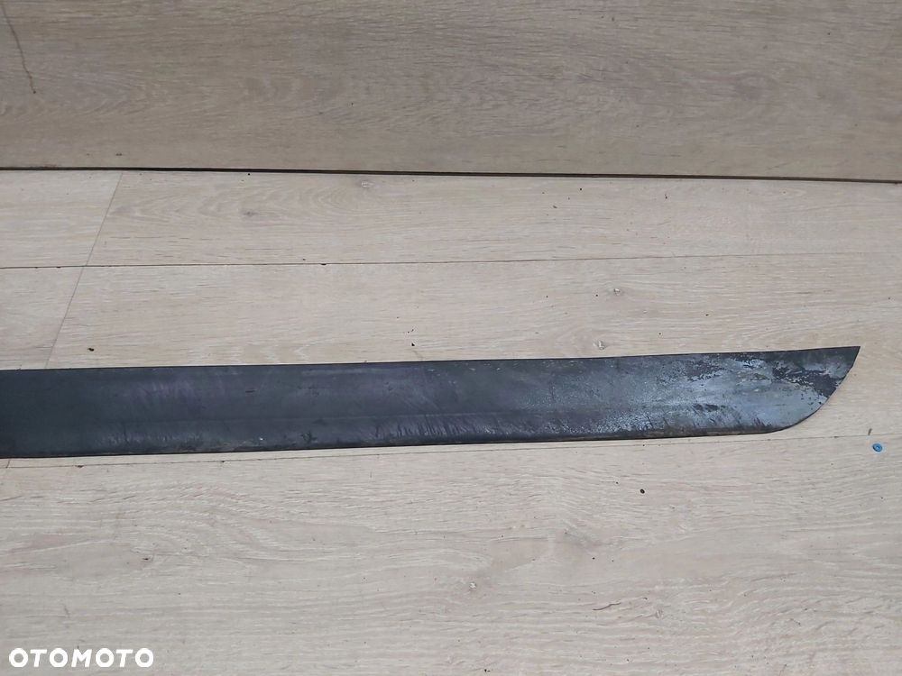 Toyota Auris II E18 spoiler guma dokładka zderzaka przód - 4