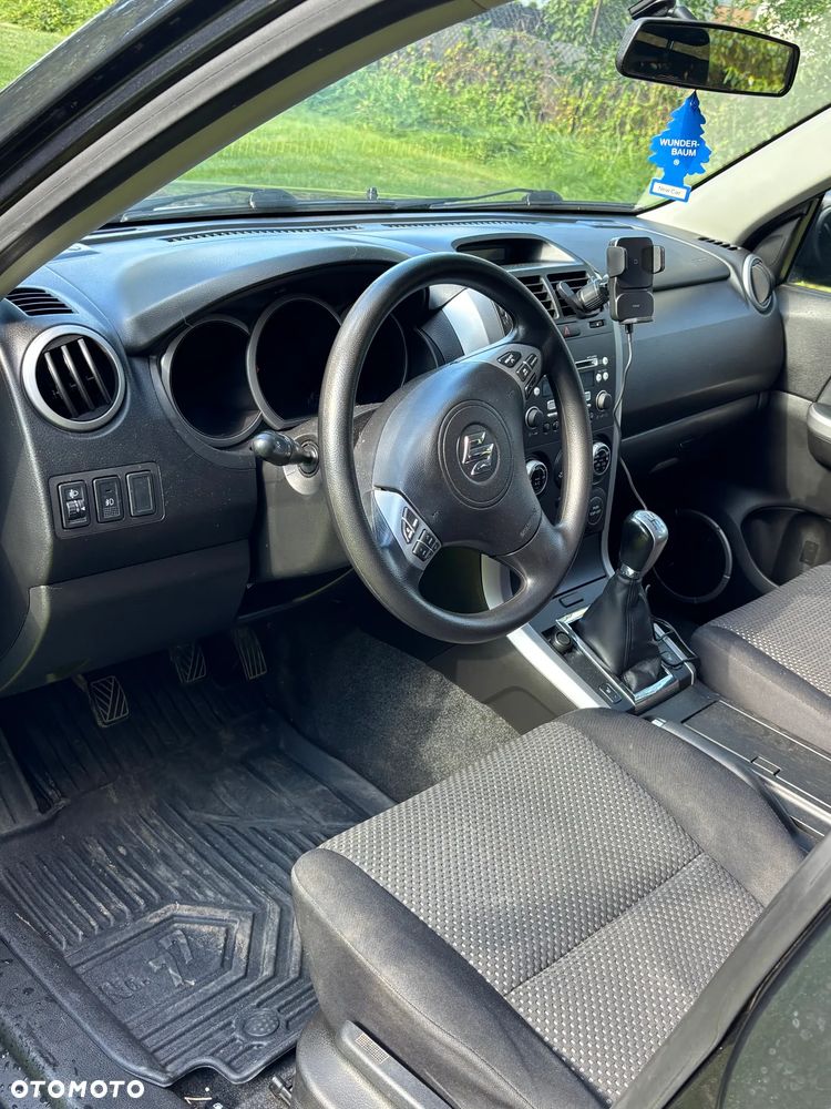 Suzuki Grand Vitara 2.0 Comfort Limited - 17