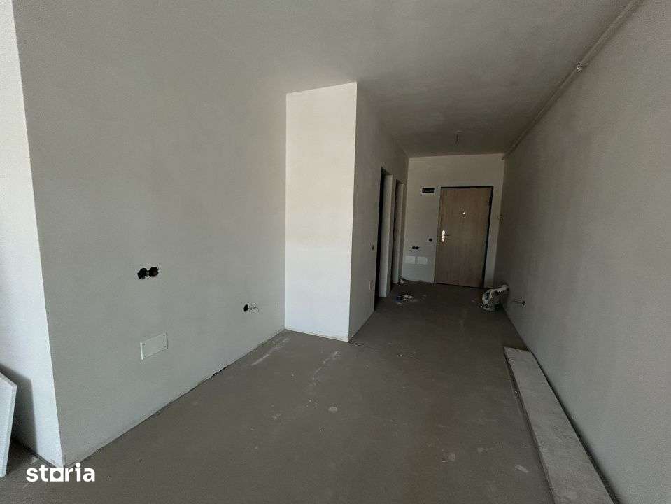 Apartament 3 camere , semidecomandat, semifinisat, 80 mp, zona Avram — fotografia 2