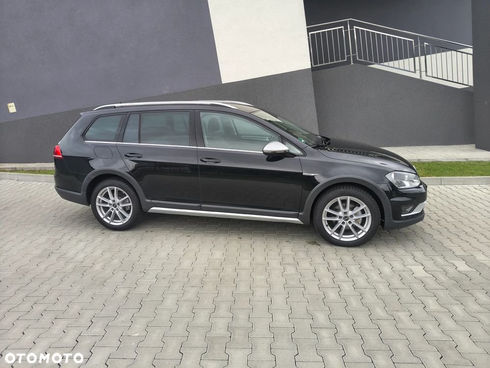 Volkswagen Golf 2.0 TDI 4Motion BlueMotion Technology Allstar - 10