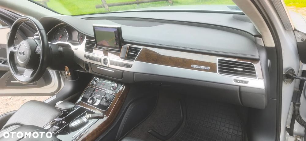 Audi A8 4.2 TDI Quattro - 27
