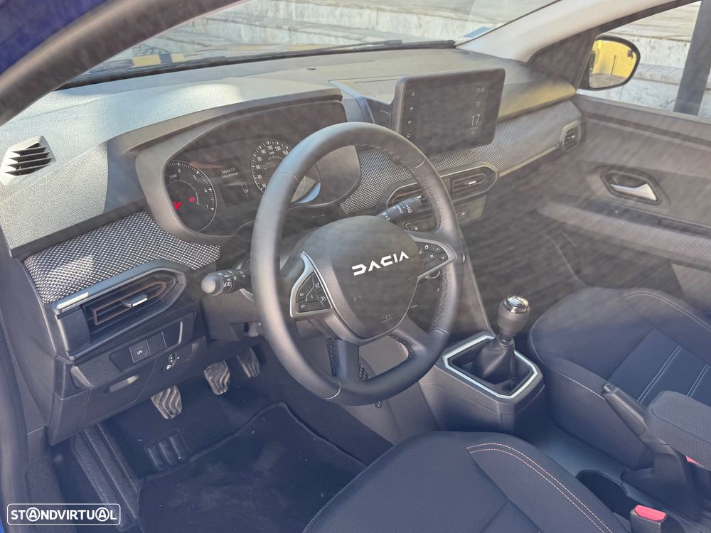 Dacia Sandero ver-1-0-eco--g-stepway-extreme-plus-up-go-bi--fuel - 27