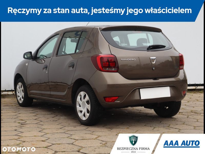 Dacia Sandero - 5
