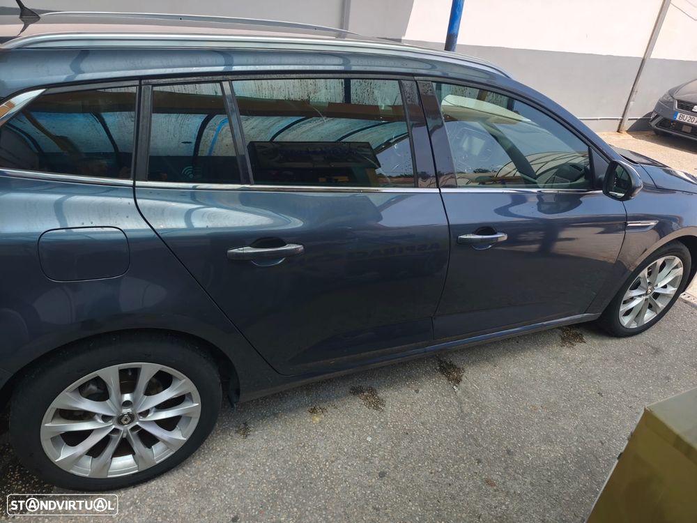 Renault Mégane 1.5 Blue dCi R.S. Line - 2