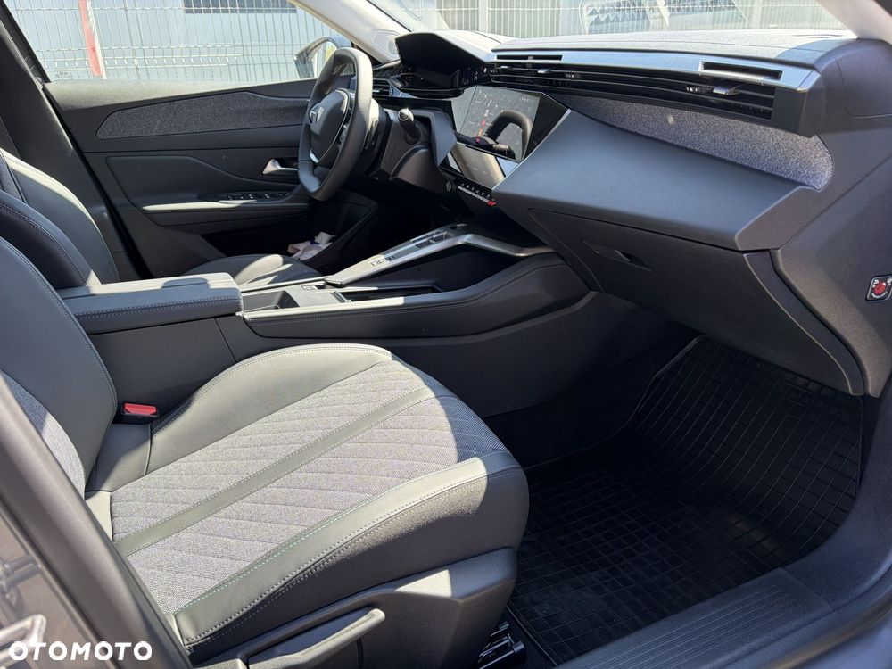 Peugeot 408 1.2 PureTech Allure Pack S&S EAT8 - 9