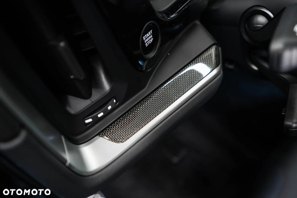Porsche Cayenne Turbo E-Hybrid PHEV - 25