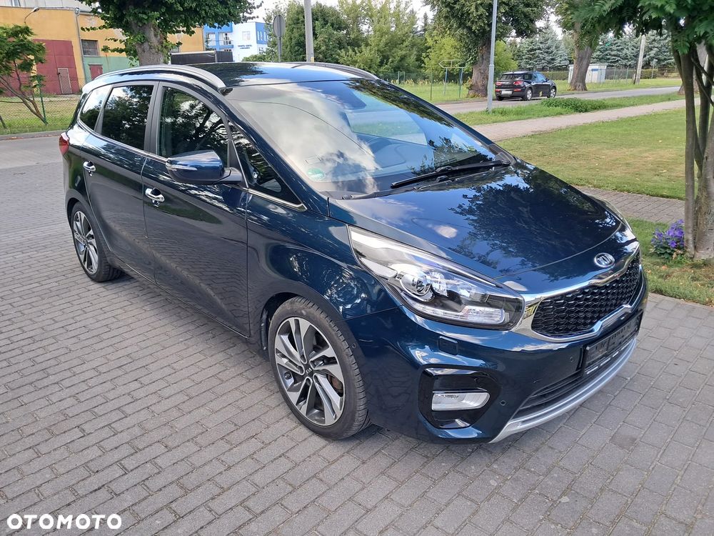Kia Carens 1.7 CRDi Business Line 7os 7DCT - 2