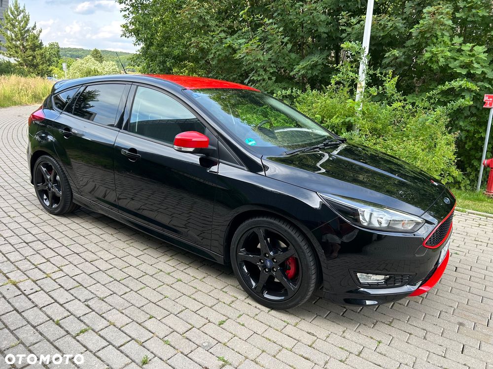 Ford Focus Turnier 1.5 EcoBoost Start-Stopp-System ST-Line - 2