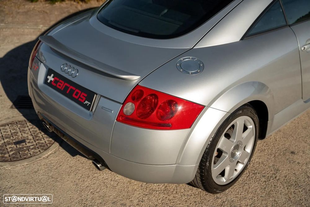 Audi TT Coupé 1.8 T quattro - 12