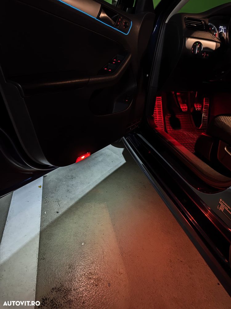 Volkswagen Jetta - 26