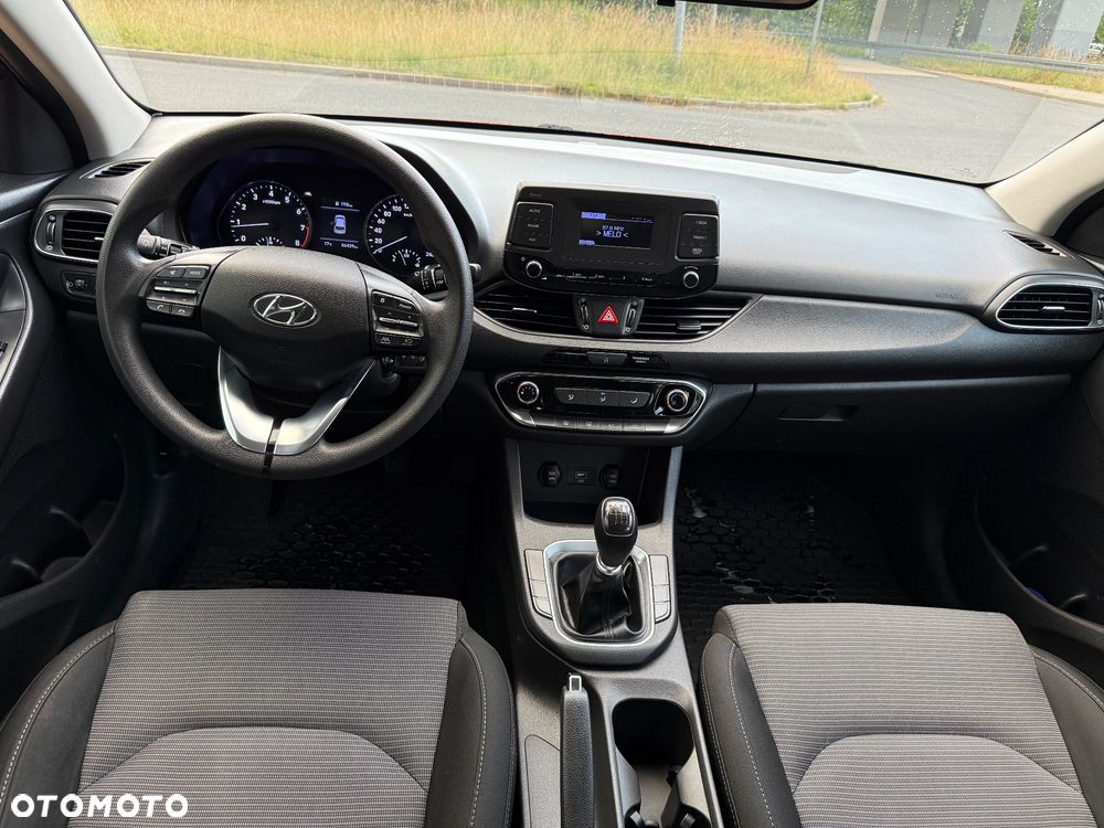Hyundai i30 1.5 Pure - 16