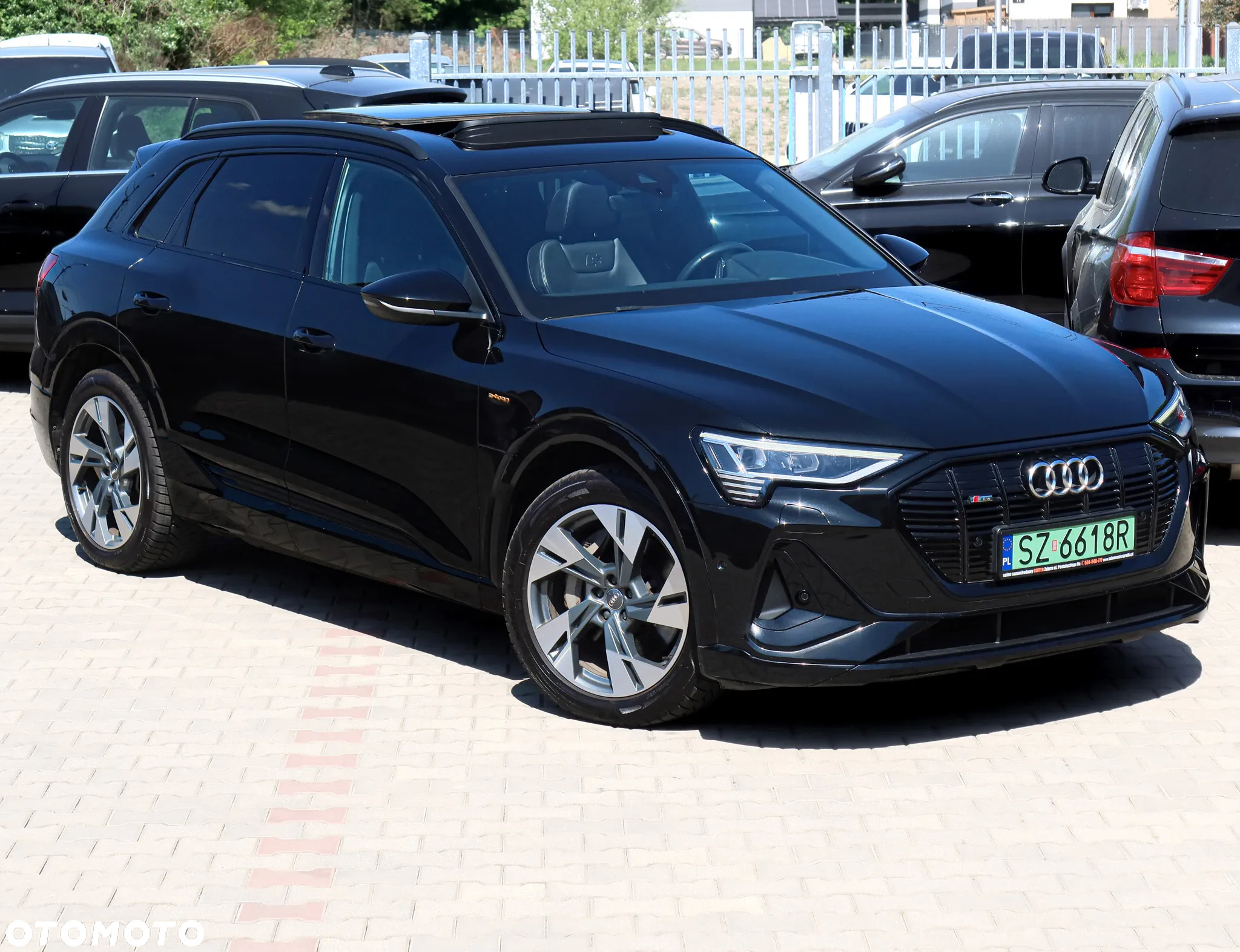 Audi e-tron 50 quattro S line - 36