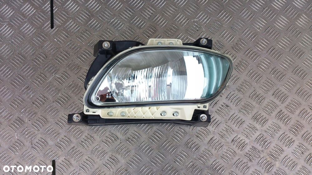 HALOGEN PRZEDNI LEWY NOWY DAF XF 106 - 1