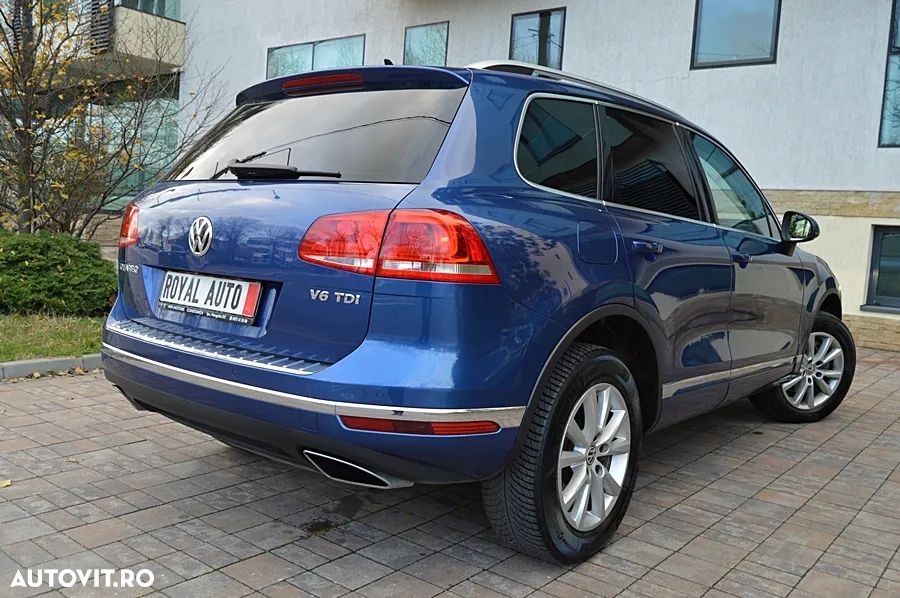 Volkswagen Touareg 3.0 V6 TDI SCR Blue Motion DPF Automatik - 17
