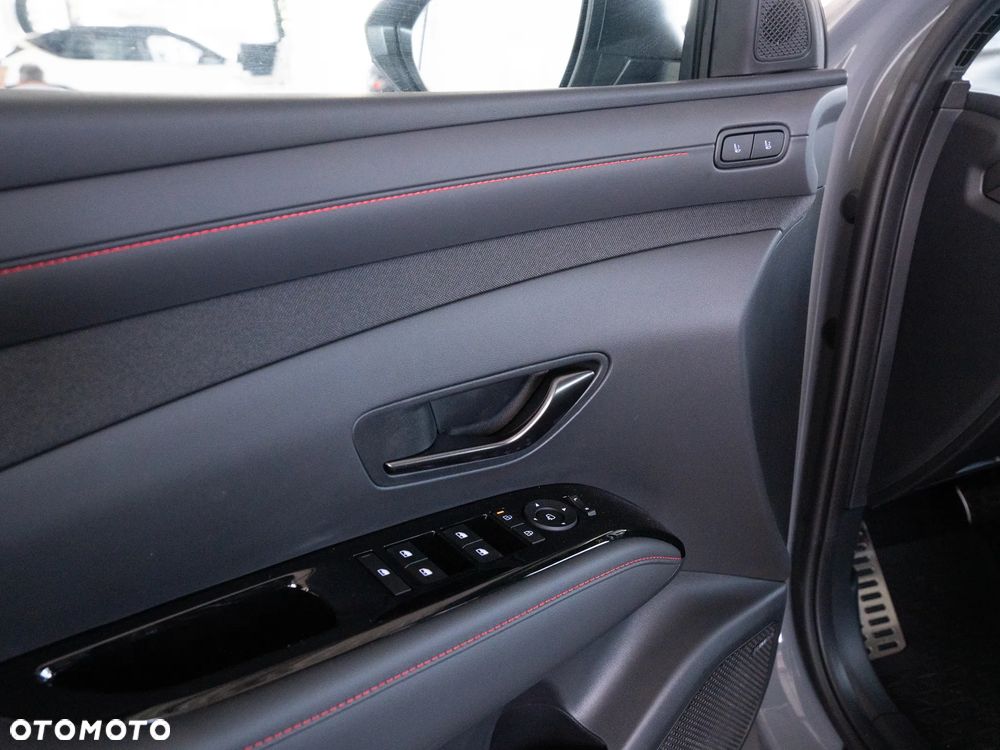 Hyundai Tucson 1.6 T-GDi HEV N Line 2WD - 14