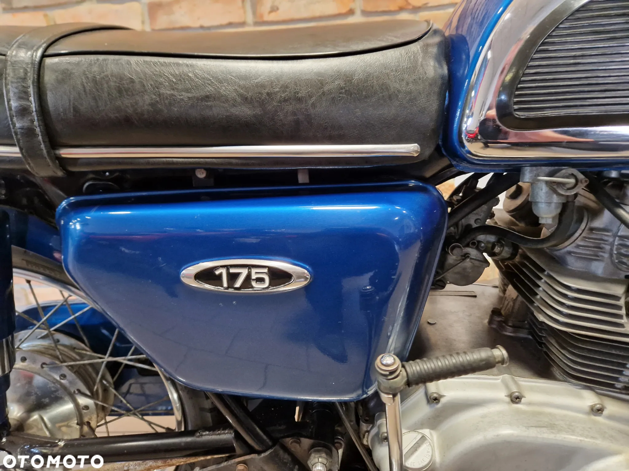 Honda CB - 24