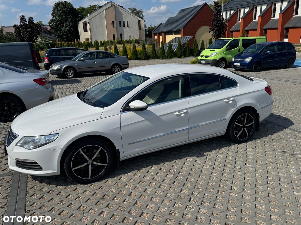 Volkswagen CC - 1