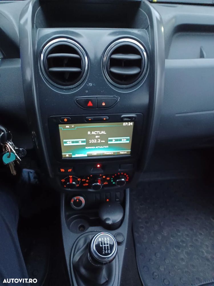 Dacia Duster 1.5 dCi 4x4 Laureate - 6